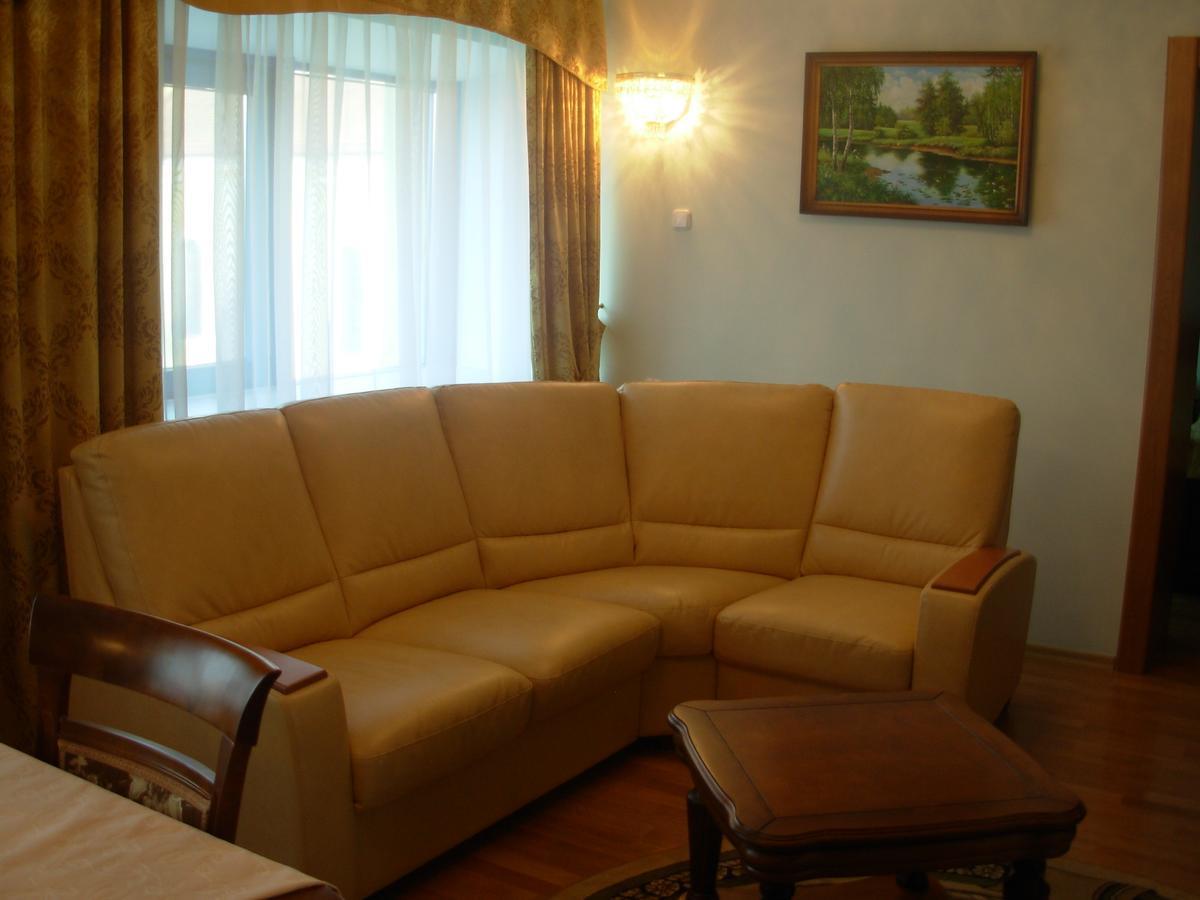 Hotel Lida Bagian luar foto