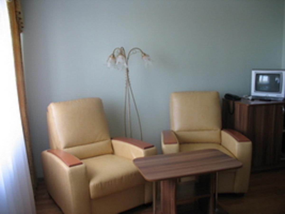 Hotel Lida Bagian luar foto