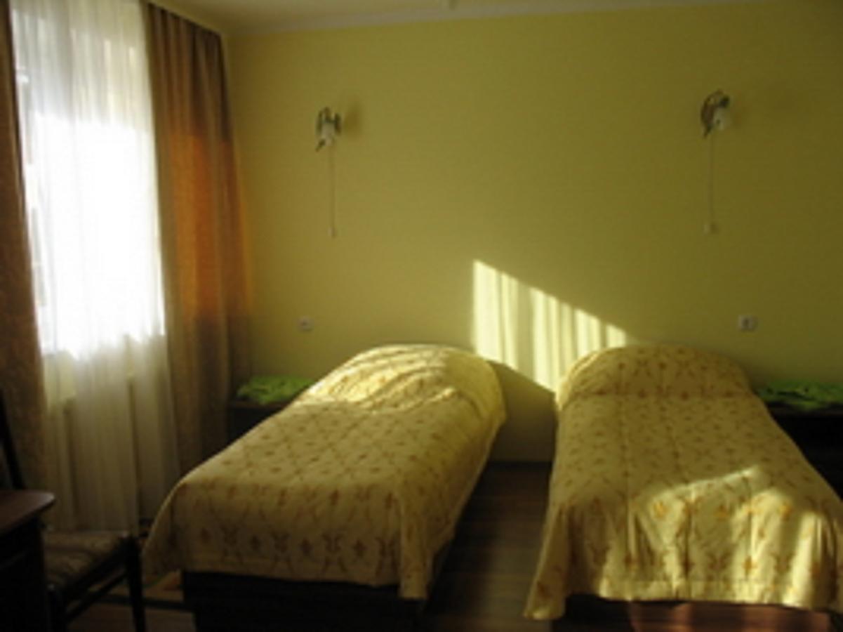 Hotel Lida Bagian luar foto